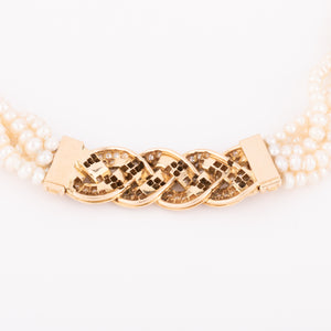 Collier en perles multirangs et fermoir en diamants