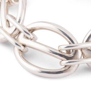 Bracelet en argent de la maison Hermès