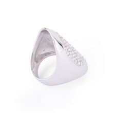 Charger l&#39;image dans la galerie, Bague or gris et diamants design 1970
