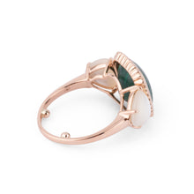 Charger l&#39;image dans la galerie, Bague en or jaune malachite,nacre et diamants
