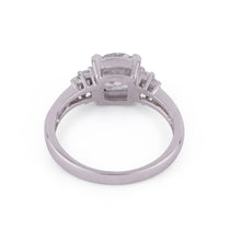 Charger l&#39;image dans la galerie, Bague or gris ornée d&#39;un diamant taille brillant
