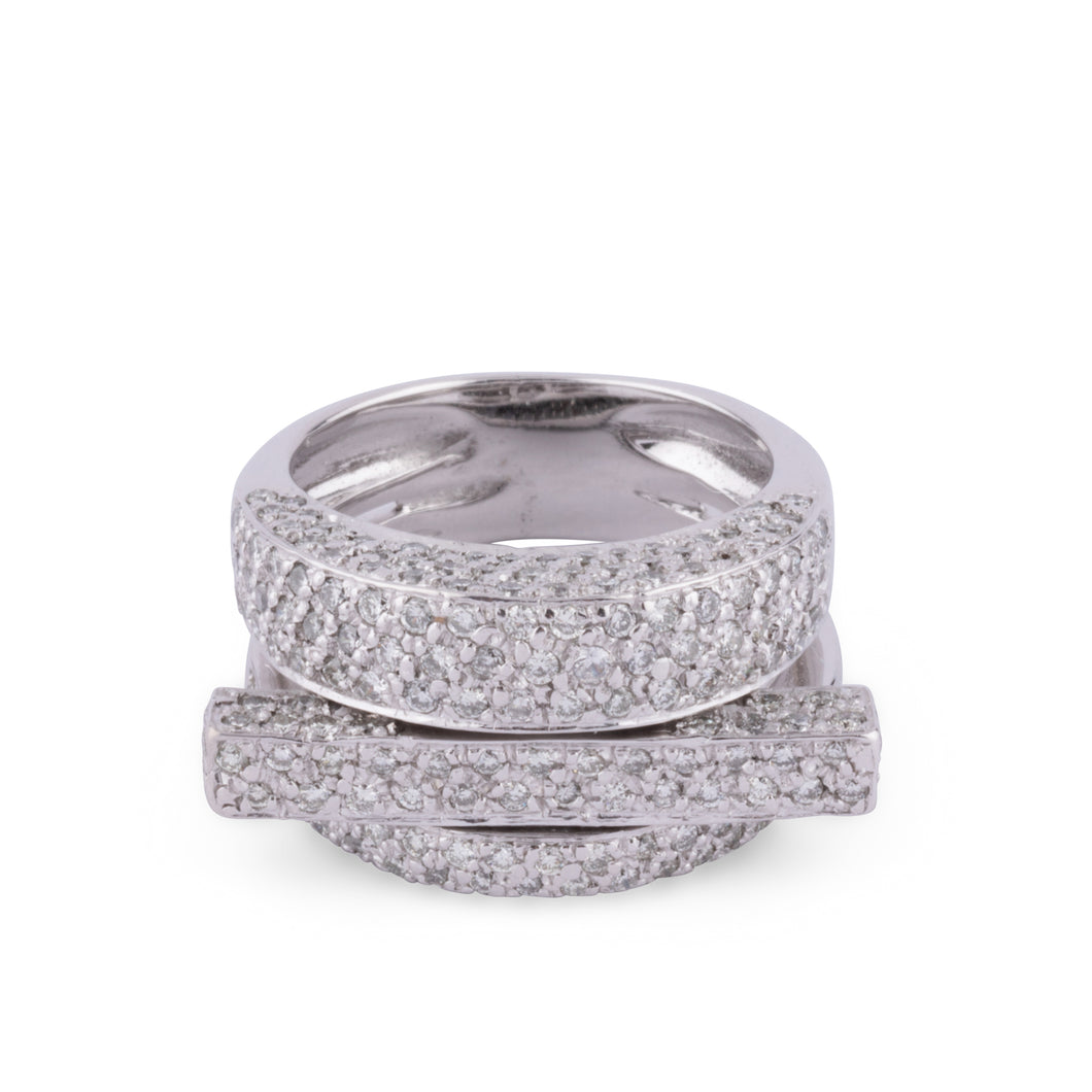 Bague en or gris et diamants asymétrique