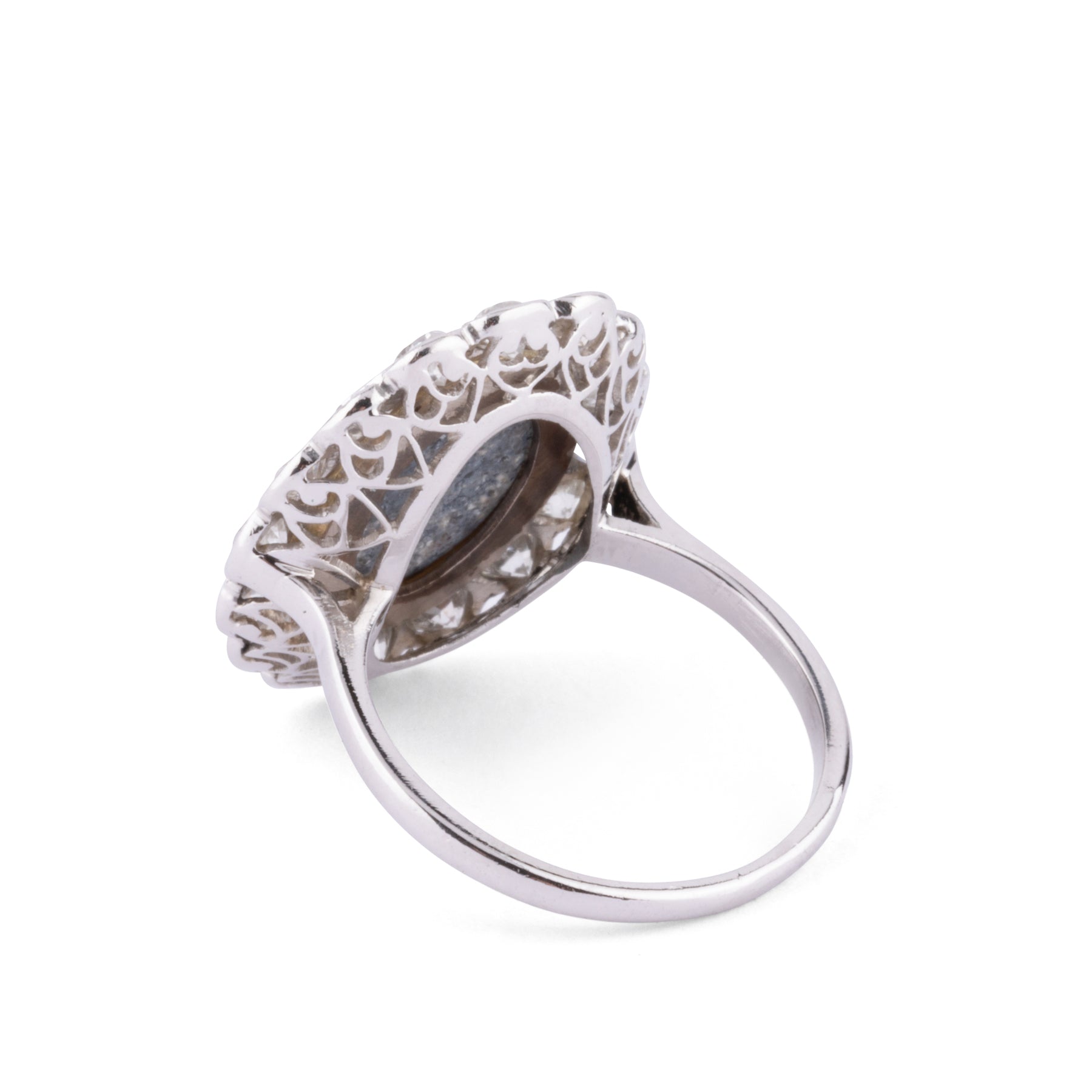 Bague en platine diamants et opale