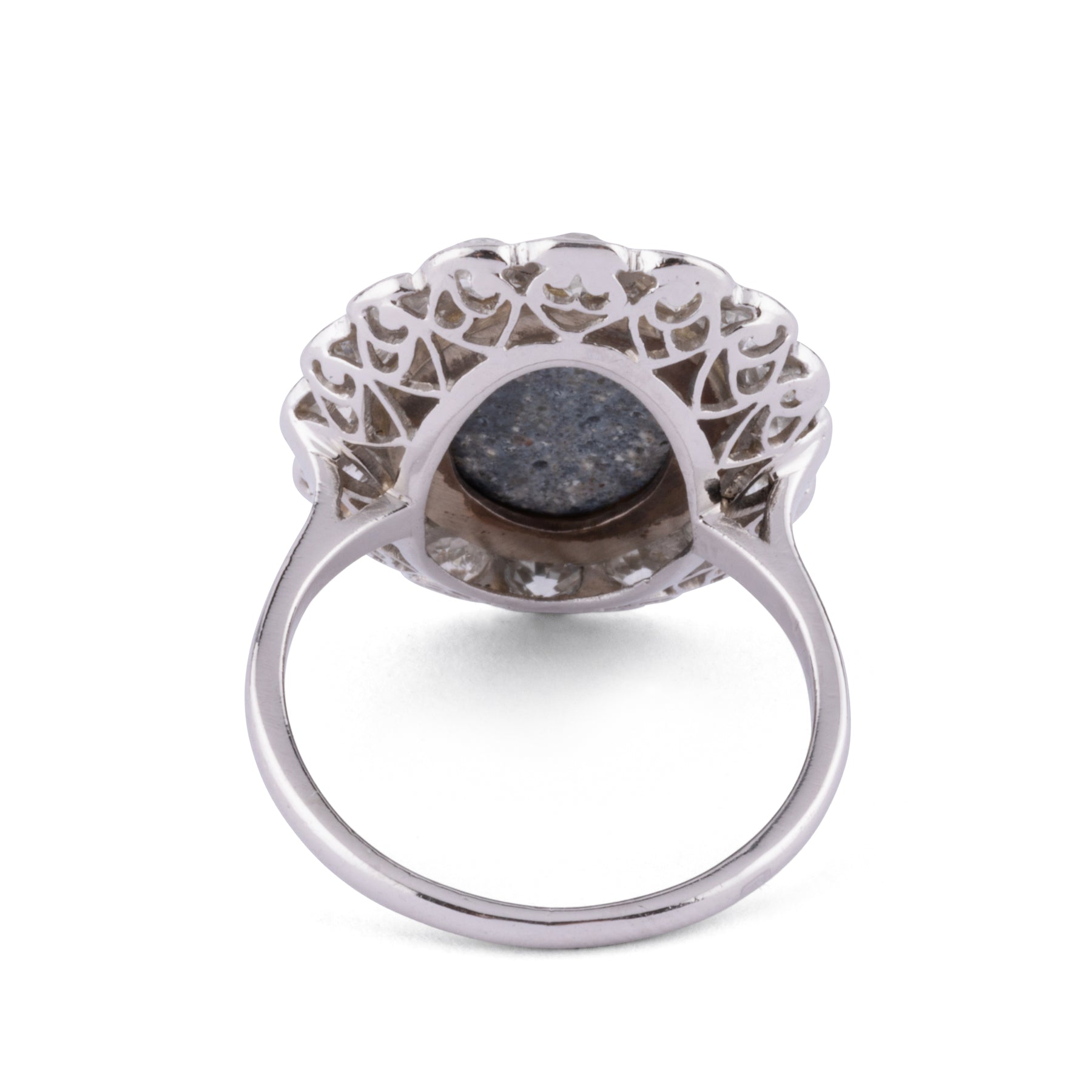 Bague en platine diamants et opale