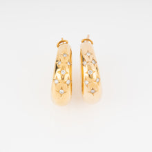 Charger l&#39;image dans la galerie, Boucles d&#39;oreilles de la Maison Chaumet sur or jaune
