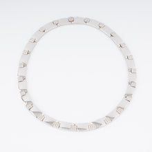 Charger l&#39;image dans la galerie, Collier or gris et diamants de la Maison Chaumet
