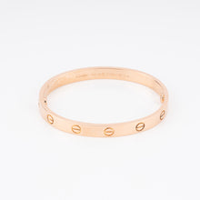 Charger l&#39;image dans la galerie, Bracelet or rose de la maison Cartier  collection Love grand modèle
