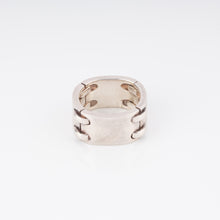 Charger l&#39;image dans la galerie, Bague en argent signée de la maison Hermès Vintage
