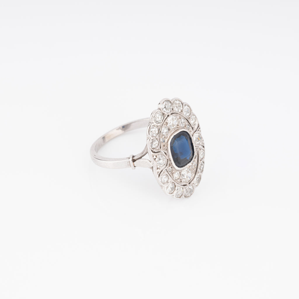 Bague marquise en platine