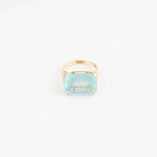Bague aigue marine lactée et diamant sur or jaune