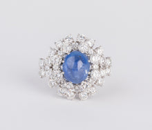 Charger l&#39;image dans la galerie, Bague cocktail en diamants et saphir cabochon
