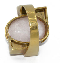 Charger l&#39;image dans la galerie, Bague or jaune géométrique ornée d&#39;un quartz rose - adalgyseboutique
