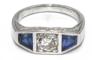 Bague jarretière en or gris diamant et saphirs - adalgyseboutique