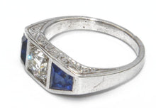 Charger l&#39;image dans la galerie, Bague jarretière en or gris diamant et saphirs - adalgyseboutique
