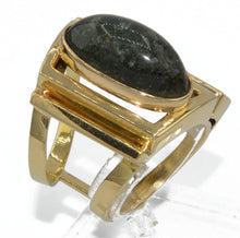 Charger l&#39;image dans la galerie, Bague géométrique or jaune ornée d&#39;une agate mousse - adalgyseboutique

