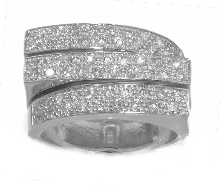 Bague or gris et diamant asymetrique