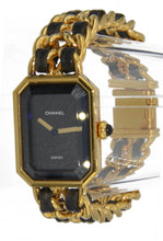 Charger l&#39;image dans la galerie, Montre Chanel ma première en métal doré
