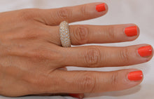 Charger l&#39;image dans la galerie, Bague jonc or jaune  en diamant de la maison Chaumet - adalgyseboutique

