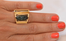 Charger l&#39;image dans la galerie, Bague géométrique or jaune ornée d&#39;une agate mousse - adalgyseboutique

