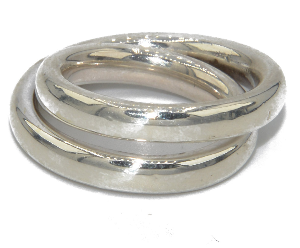 Bague de la maison Hermès collection Vertige en argent