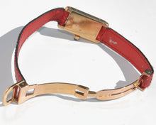 Charger l&#39;image dans la galerie, Montre Mini Tank de la maison Cartier
