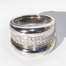 Charger l&#39;image dans la galerie, Bague or gris de la maison Chopard modèle Strada
