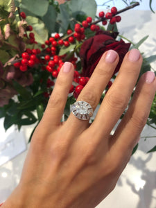 Bague or gris 18k ornée d'un diamant - adalgyseboutique