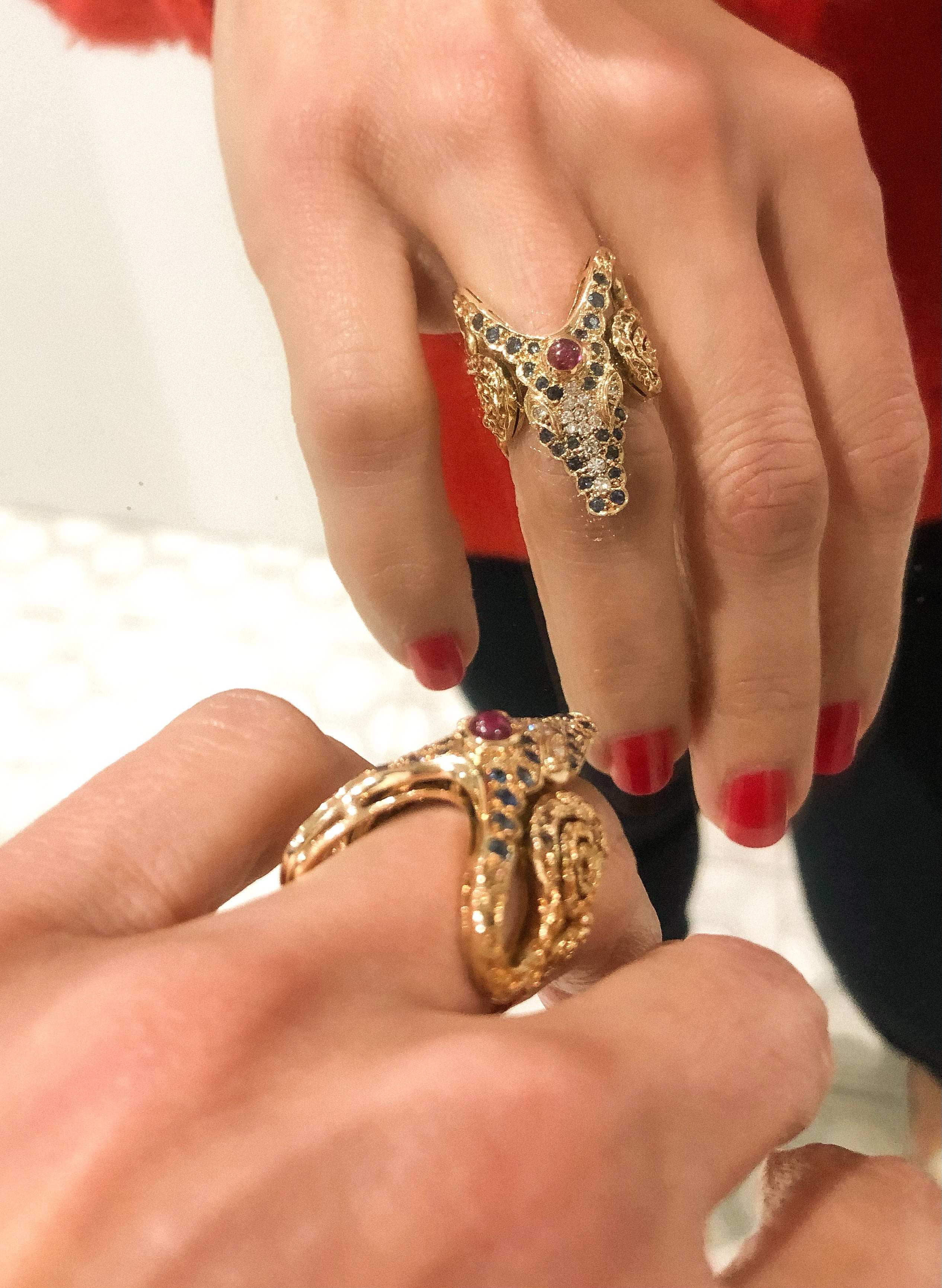 Bague or jaune tête de crocodile de la maison Lalaounis