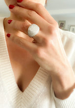Charger l&#39;image dans la galerie, Bague boule en or gris et diamants
