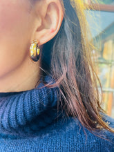 Charger l&#39;image dans la galerie, Boucles d&#39;oreilles de la Maison Chaumet sur or jaune

