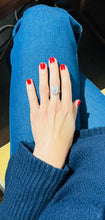 Charger l&#39;image dans la galerie, Bague en platine plate
