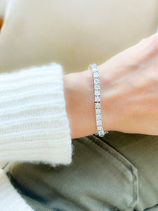 Bracelet riviere et or gris orné de diamant