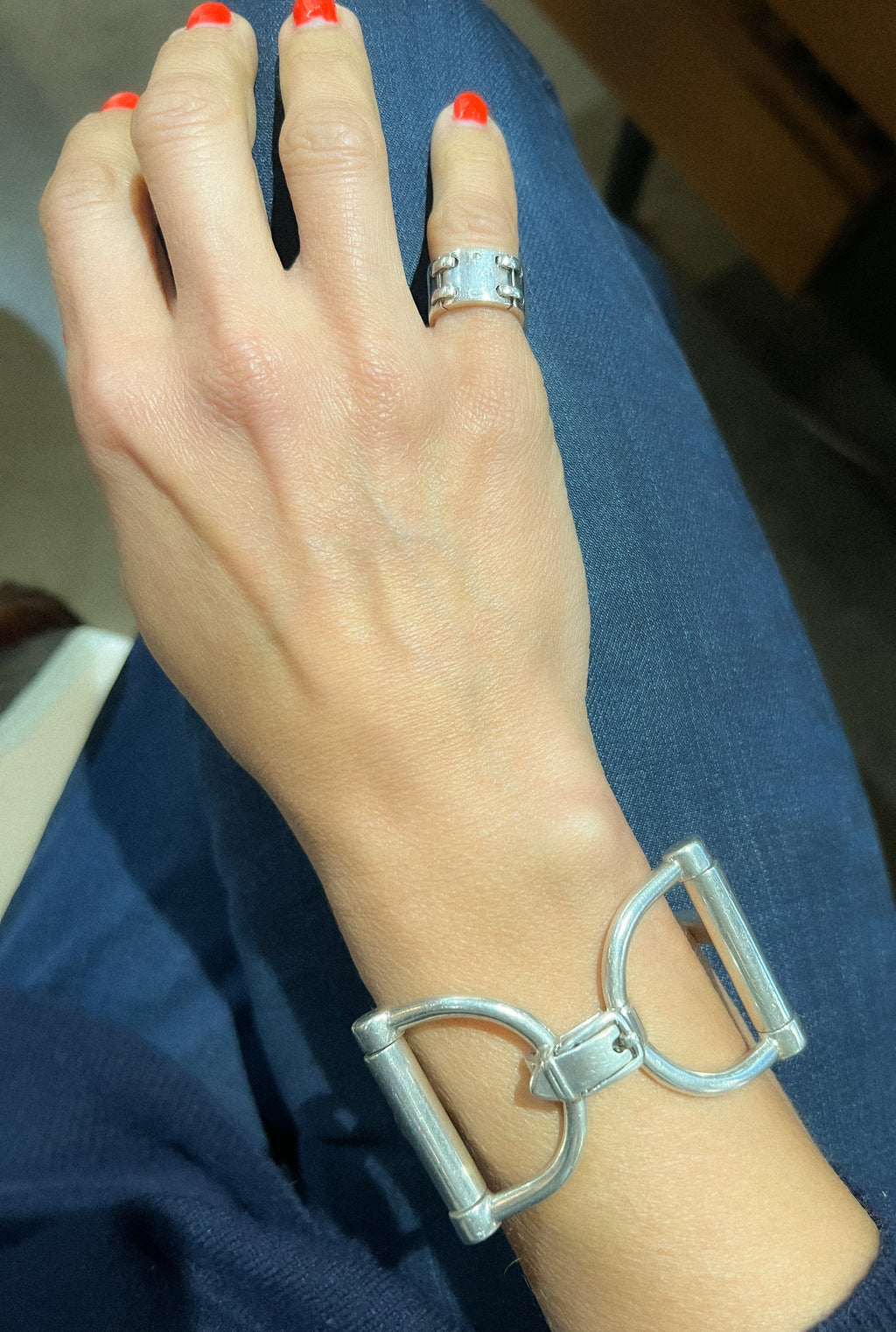 Bague en argent signée de la maison Hermès Vintage