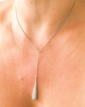 Charger l&#39;image dans la galerie, Collier or gris pavés de diamant
