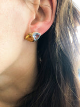 Charger l&#39;image dans la galerie, Boucles d&#39;oreilles en or jaune et pierres fines
