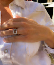 Charger l&#39;image dans la galerie, Bague or gris et diamants Fred Force 10
