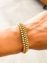 Charger l&#39;image dans la galerie, Bracelet or jaune 18k signé et numéroté de la maison Boucheron collection Grains de Raisin
