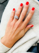 Charger l&#39;image dans la galerie, Bague dôme platine diamant
