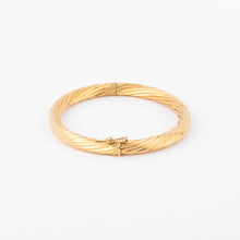 Charger l&#39;image dans la galerie, Bracelet jonc fermé torsadé or jaune
