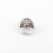 Charger l&#39;image dans la galerie, Bague dôme en platine et diamants
