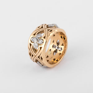 Bague or jaune ciselé alterné de motifs fleurs