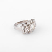 Charger l&#39;image dans la galerie, Bague platine et diamants 1930
