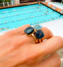 Charger l&#39;image dans la galerie, Bague nudo XL en topaze bleue london blue
