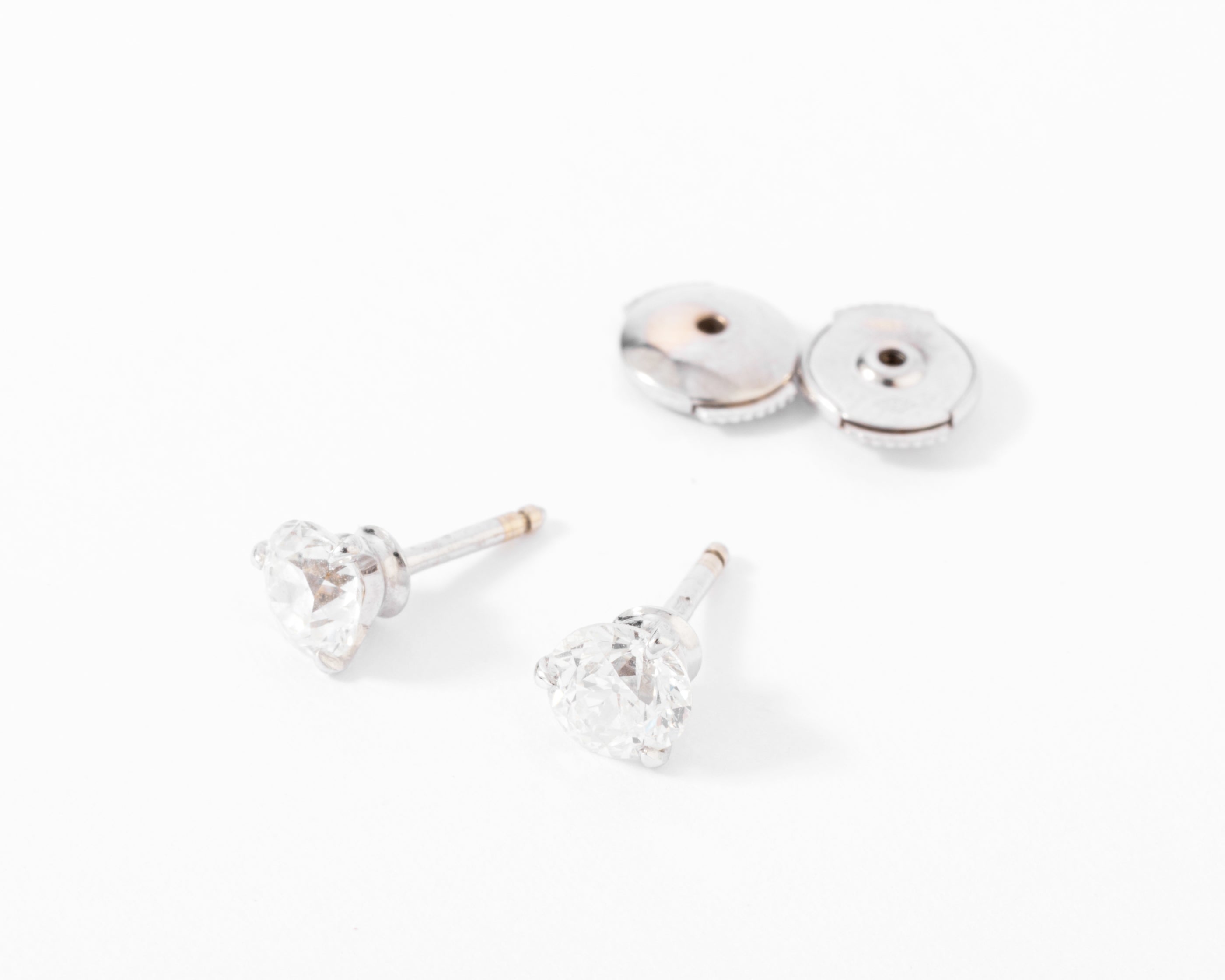 Paire de boucles d'oreilles en diamant taille ancienne