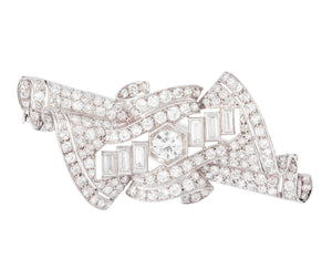 Broche en platine et diamants