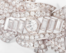 Charger l&#39;image dans la galerie, Broche en platine et diamants
