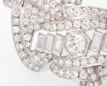 Charger l&#39;image dans la galerie, Broche en platine et diamants
