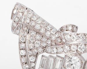 Broche en platine et diamants