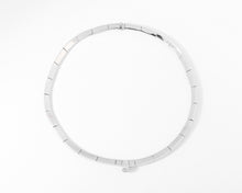 Charger l&#39;image dans la galerie, Collier rigide or gris de la maison Chaumet

