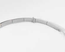 Charger l&#39;image dans la galerie, Collier rigide or gris de la maison Chaumet
